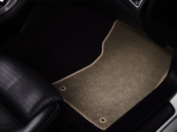 Beige kuljettajan matto: Dacia Spring viistoperä (2021-)