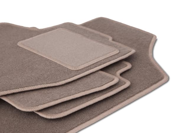 Beige kuljettajan matto: Dacia Spring viistoperä (2021-)