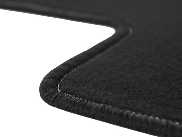 Veluurimattosarja: Volvo V40 II farmari, maastohiihto (2012-)