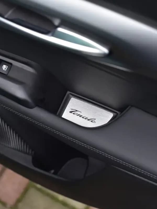 Ruostumattomasta teräksestä valmistetut ovenkahvan sisäosat, räätälöity Alfa Romeo Tonalelle, helppo asennus, kestävä materiaali