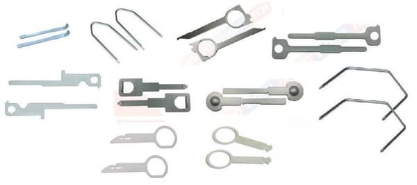 22 PIECE COMPLETE CD RADIO STEREO HEADUNIT REMOVAL RELEASE KEYSET PIN KIT TOOL