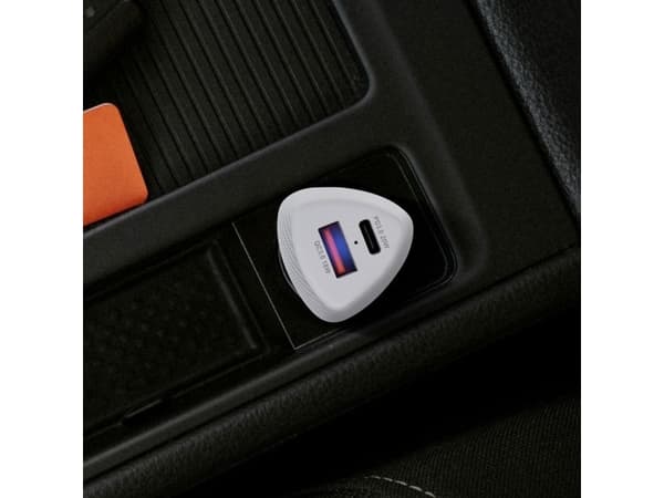 ForCell CARBON autolaturi tyyppi C 3.0 PD20W + USB QC3.0 18W 5A CC50-1A1C valkoinen (Yhteensä 38W)