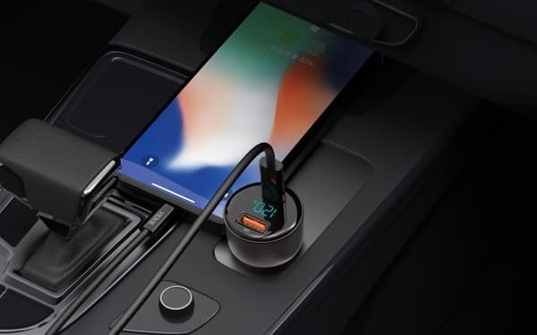 Bil-laddare med LED-display 2x (USB-A USB- C)