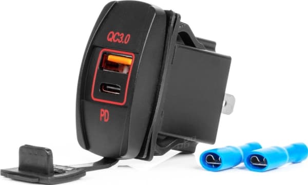 AMiO-lader Billader med USB-uttak, vanntett, båtformet, USB + USB-C qc3.0 12v 24v amio-04229