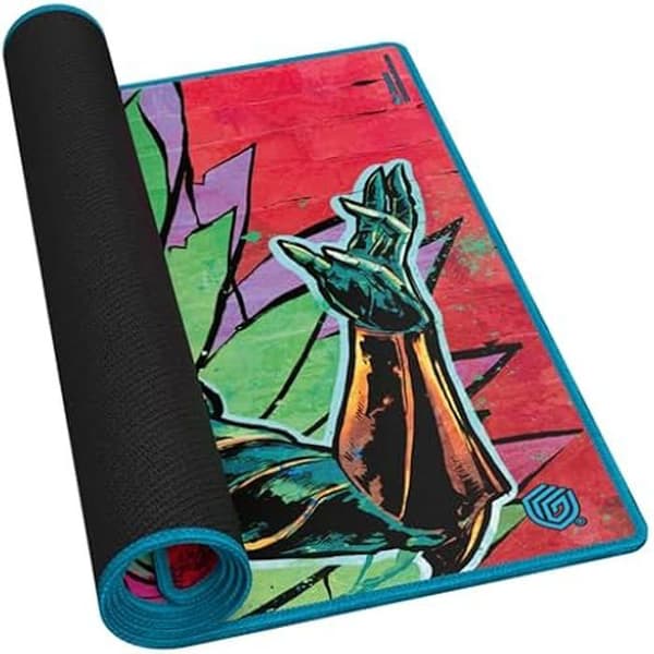 Spelmatta - ULTIMATE GUARD - Magic: The Gathering - Aetherdrift - Hazoret, Gudssökaren - 2 mm tjocklek