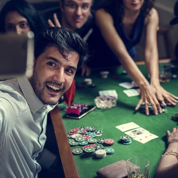 Relaxdays Spelkortsblandare, Automatisk, Läderlook, Elektronisk, 2 kortlekar, Pro, Poker, Rummy, Kasino, Svart