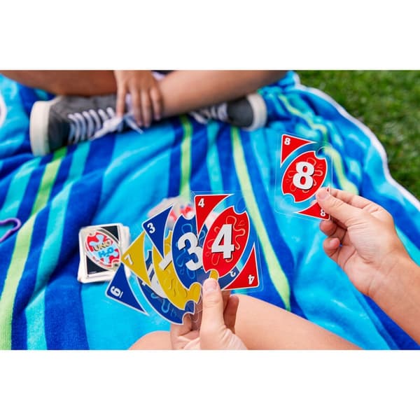 UNO H2O To Go card game
