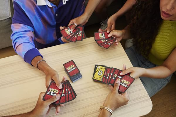 Uno No Mercy (EN/FR/ES)