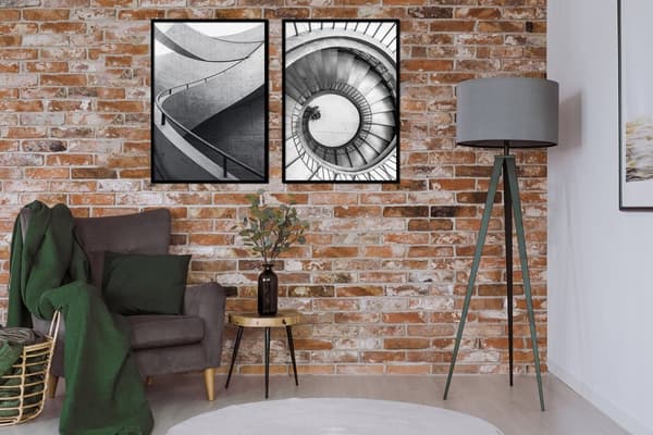TAVELPOSTERS I RAM 53x73cm Diptyk Set med 2 tavlor Spiraltrappa P1717
