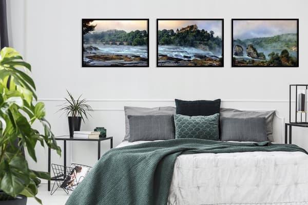 INRAMAD TAVLA 53x73cm Triptyk Set med 3 målningar Vattenfall Bäck Berg P1010