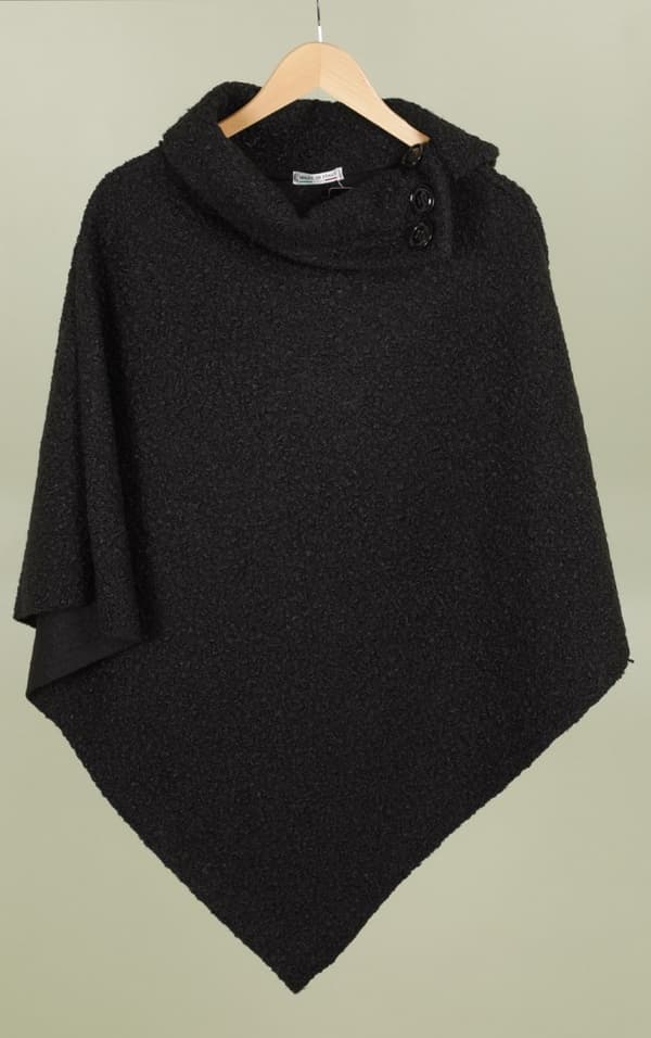 Chana - Poncho P01 Knappdetalj Svart One Size