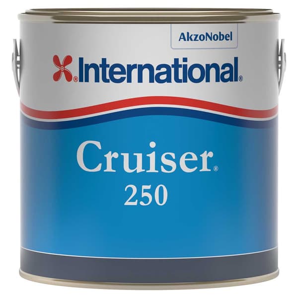 International Antifouling Brightener Cruiser 250 2.5l Transparent