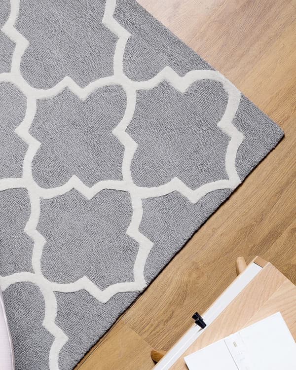 Matta Grå Ull 140 x 200 cm Trellis Quatrefoil Mönster Handtuftad Orientalisk Marockansk Klöver