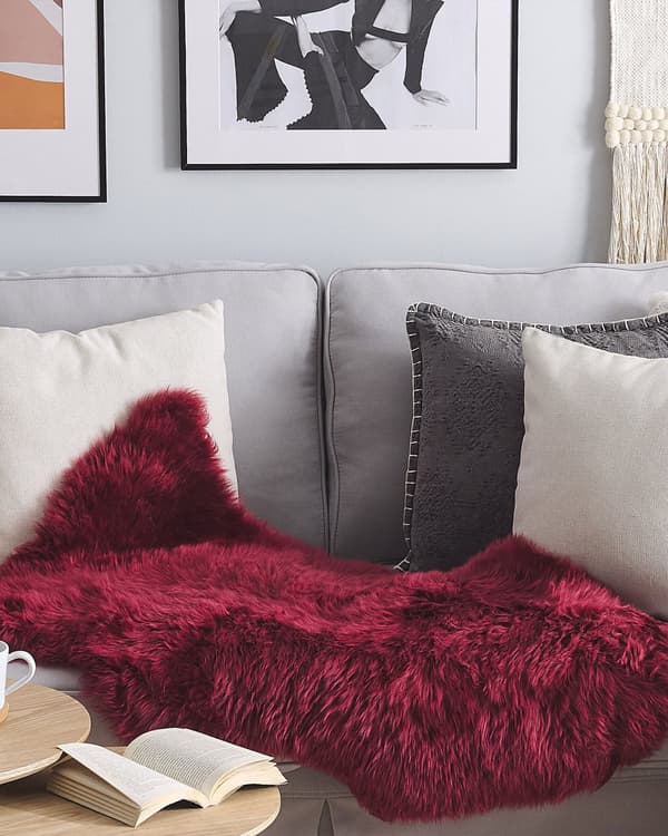 Lampaantalja viininpunainen 65 x 110 cm aito nahka boho moderni pehmeä lampaannahkamatto
