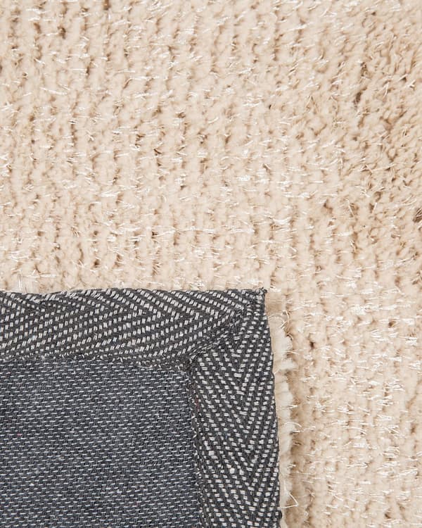 Gulvtæppe Beige Polyester og Bomuld 140 x 200 cm Moderne Korthåret Fluffy Tæppe til Under Sofa og Spisebord Blød Tilbehør Soveværelse stil