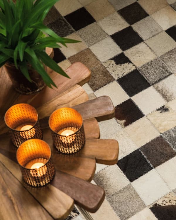 Gulvtæppe Sort Brun Grå Læder Filt 160 x 230 cm Moderne Lædertæppe Patchwork Ternet Mønster Koskind Håndvævet til Stue Soveværelse Moderne