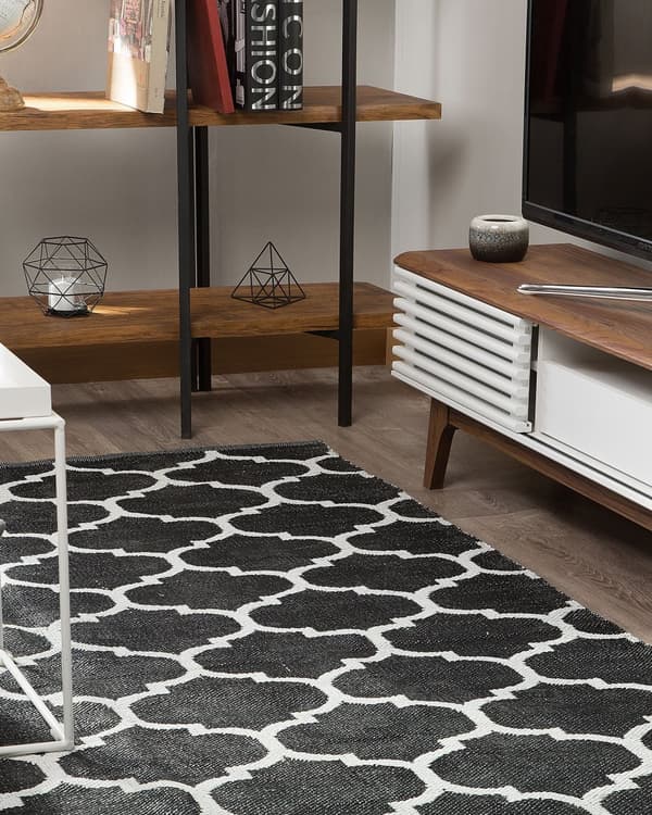 Rektangulär Utomhus Inomhus Matta 160 x 230 cm Vändbar av Syntetiskt Material med Geometriskt Mönster i Svart och Vit Färg