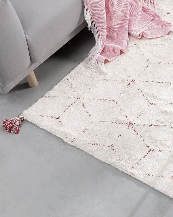 Matta Vit Bomull Trasig 140 x 200 cm Röd Geometriskt Mönster