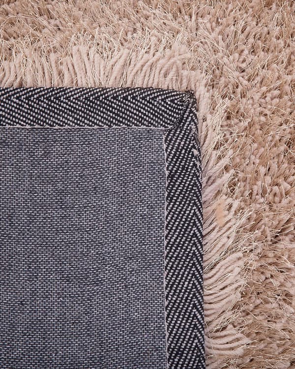 Matto beige polyesteri 160 x 230 cm pörröinen pitkä nukka suorakulmio moderni tyyli