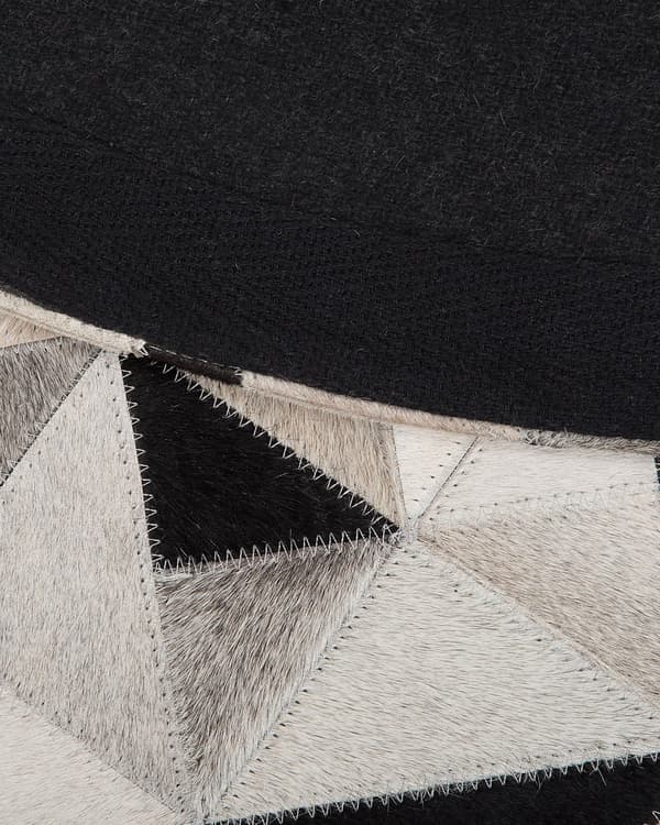 Tæppe Grå og Sort Nuance Okselæder med Filt 140 cm Moderne Geometrisk Rundt Patchwork Håndvævet Mønster til Stue- og Værelses Dekorationer
