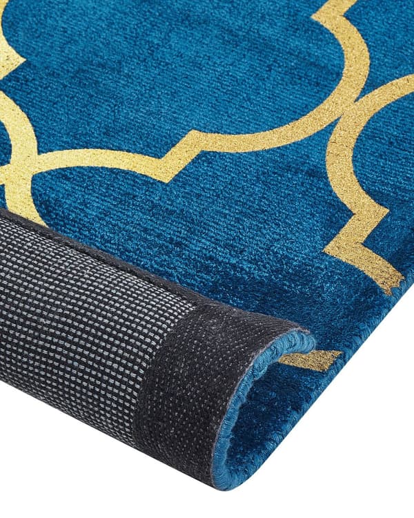 Matta Blå med Guld Quatrefoil Mönster Viskos med Bomull 140 x 200 cm Modern Glamstil