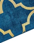 Miniatyrbild 6 av 6: Matta Blå med Guld Quatrefoil Mönster Viskos med Bomull 140 x 200 cm Modern Glamstil