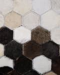 Pikkukuva 6 / 6: Matto beige ruskea lehmännahka 140 x 200 cm käsintehty geometrinen kuvio industriaalinen tyyli
