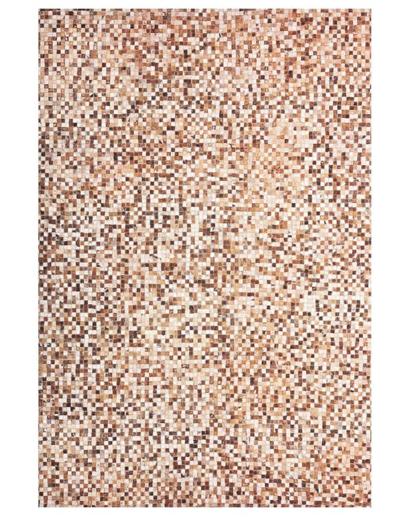 Matto ruskea beige lehmännahka 140 x 200 cm geometrinen tilkkukuvio käsintehty moderni tyyli