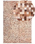 Pikkukuva 1 / 7: Matto ruskea beige lehmännahka 160 x 230 cm geometrinen tilkkukuvio käsintehty moderni tyyli