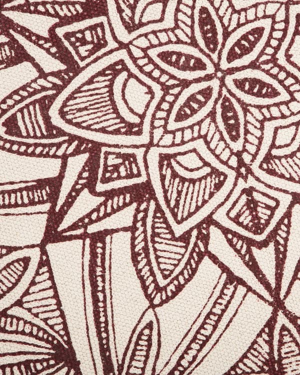 Matto kermanvalkoinen punainen puuvilla ⌀ 120 cm itämainen kuvio käsintehty tupsut boho tyyli