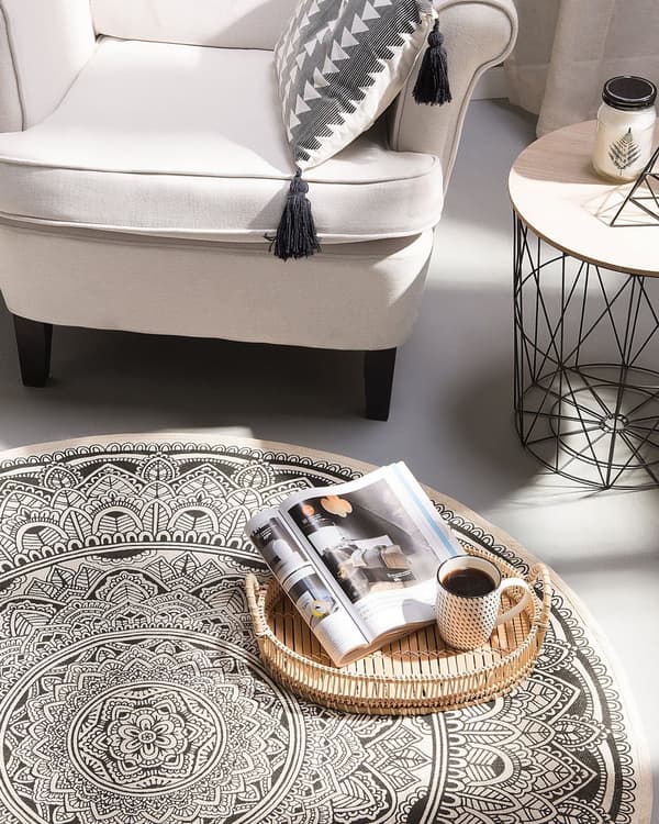 Matto kermanvalkoinen musta puuvilla ⌀ 120 cm itämainen kuvio käsintehty pyöreä boho tyyli