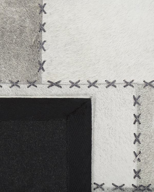 Gulvtæppe Brun Grå Læder Filt 140 x 200 cm Dekorativ Løs Lædertæppe Håndlavet Patchwork Ternet Mønster Koskind Fladvævet til under Sofabord