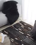 Miniatyrbillede 2 af 6: Gulvtæppe Brun Beige Læder Uld Polyester 160 x 230 cm Rektangulær Patchwork Koskind Mønster Soveværelse Stue Entré Boho Retro Indretning