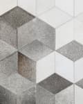 Miniatyrbild 6 av 6: Koskinnsmatta Grå Hår på Läder Geometriskt Patchwork Mönster 140 x 200 cm