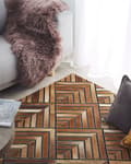 Pikkukuva 2 / 6: Matto ruskea lehmännahka 160 x 230 cm käsintehty geometrinen tilkkukuvio retro tyyli