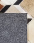 Miniatyrbild 7 av 7: Matta Brun Koskinn Läder Lappmönster Geometrisk Diamantmönster 140 x 200 cm Modern Lantlig