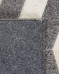 Miniatyrbillede 5 af 6: Grå og Beige Jacquard Tæppe Koskind Geometrisk Sildebensmønster 140 x 200 cm Retro