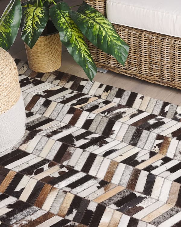 Gulvtæppe Brun Hvid Læder Polyesterfiber 160 x 230 cm Patchwork Chevron Koskind Mønster Soveværelse Stue Entré Boho Retro Indretning Tilbehør