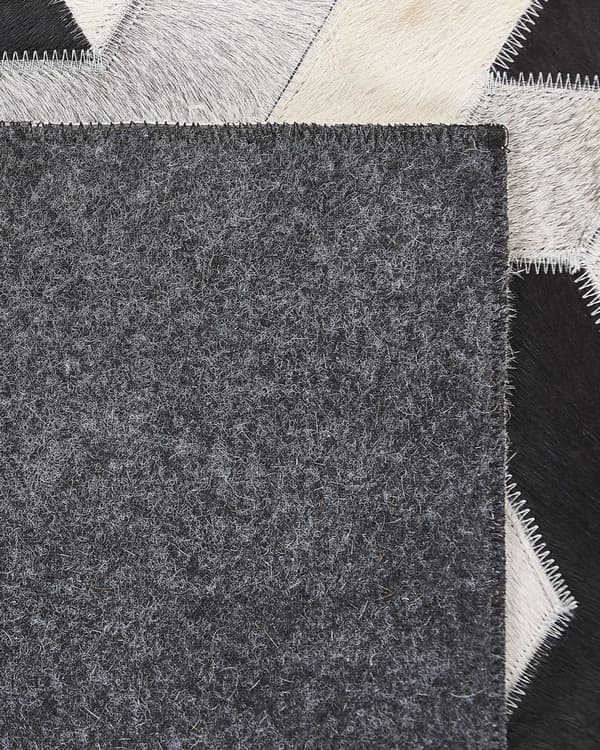 Sort og gråt Lædertæppe 140 x 200 cm Patchwork Geometrisk Mønster Moderne Stil