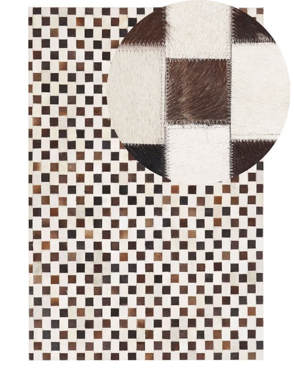 Matto ruskea/beige lehmännahka 140 x 200 cm geometrinen neliö tilkku kuvio