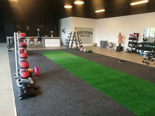 Sportgolv - Per linjär meter - Bredd 1,25 m - Tjocklek 6 mm - Svart / Grå
