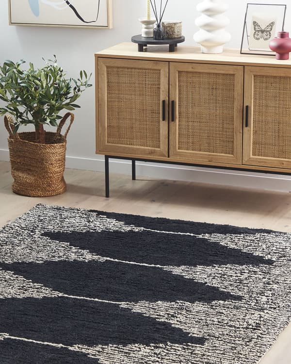 Matto mustavalkoinen puuvillaa 160 x 230 cm geometrisilla kuvioilla boho-tyyli