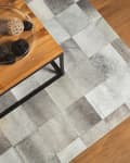 Miniatyrbilde 2 av 6: Gulvteppe Grå Skinn 160 x 230 cm Patchwork Kuskinn Geometrisk Rektangulær Moderne