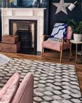 Miniatyrbilde 2 av 8: Gulvteppe Grå Skinn 140 x 200 cm Patchwork Kuskinn Geometrisk Rektangulær Moderne