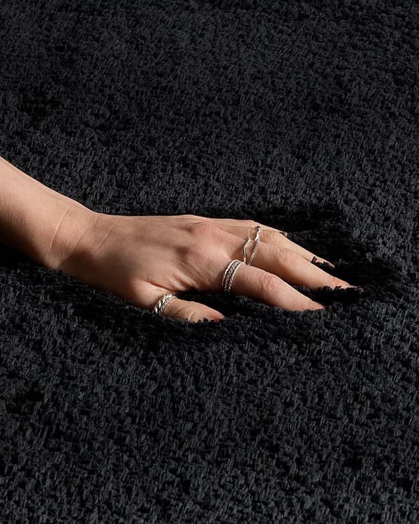 Teppe Svart Bomull Polyester 140 x 200 cm Shaggy Dekorativt Tilbehør Innredning Stue Soverom Moderne