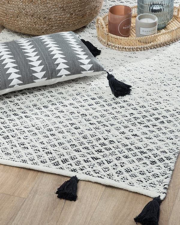 Teppe Svart Hvit Ull 80 x 150 cm med dusker Geometrisk mønster Håndvevd Flatvev