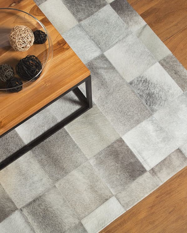 Gulvteppe Grå Skinn 140 x 200 cm Patchwork Kuskinn Geometrisk Rektangulær Moderne