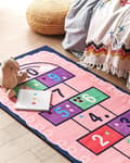 Miniatyrbilde 2 av 6: Rosa Hopscotch-mønster 80 x 150 cm Løpebånd med Lav Luv til Barn