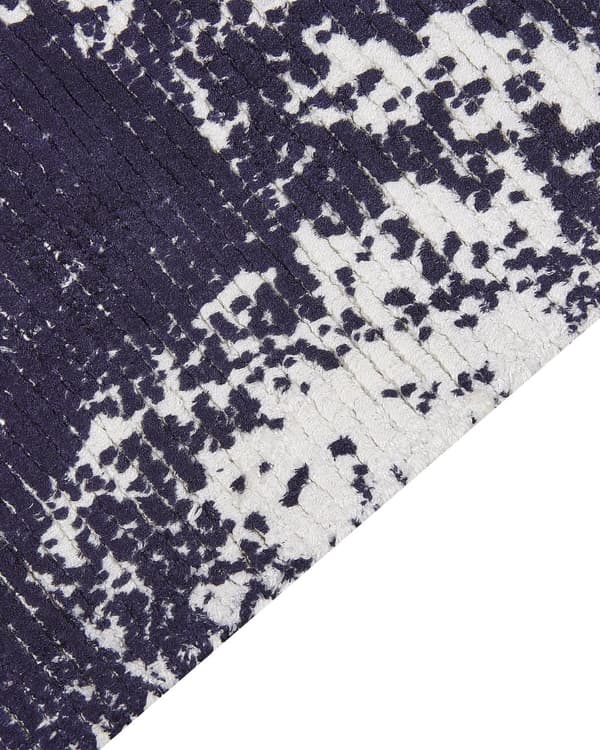 Tæppe Violet og hvid viskose med bomuldsbagside med frynser 80 x 150 cm Vintage distressed mønster