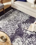 Miniatyrbillede 2 af 7: Tæppe Violet og hvid viskose med bomuldsbagside med frynser 140 x 200 cm Vintage distressed mønster
